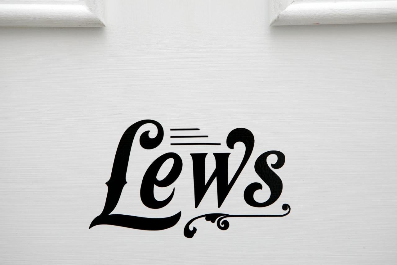 Lews Castle Apartment สตอร์โนเวย์ ภายนอก รูปภาพ